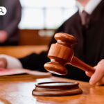 mazo-juez-derecho-penal-balanza-LPDerecho-3-1068×561